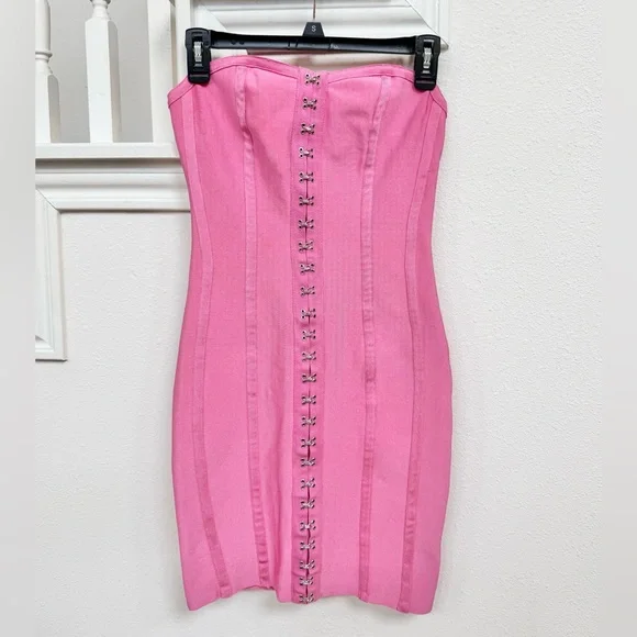 Missguided Bodycon Bandage Dress in Pink size S - Picture 1 of 6